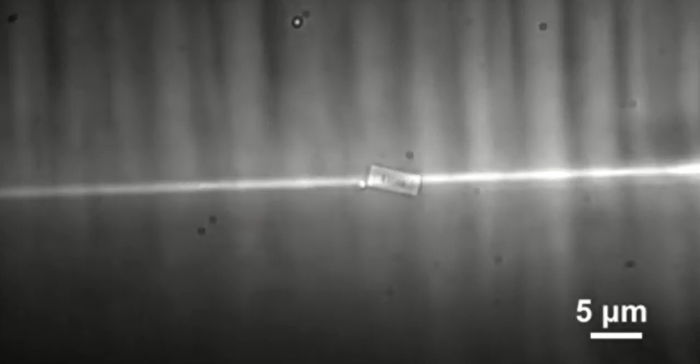 [视频] 日本研究人员设计出用光来控制的线性纳米马达