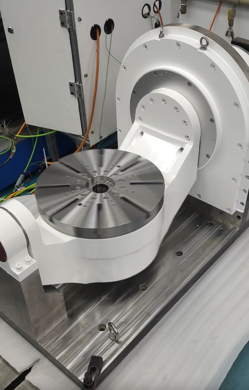 双直驱数控五轴摇篮  RTMD400A